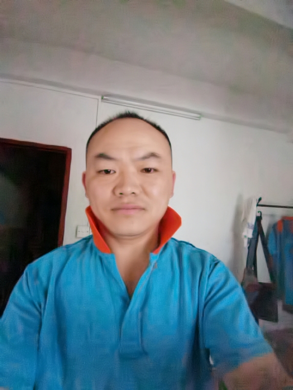 与子携老的第五张照片--福州相亲服务中心