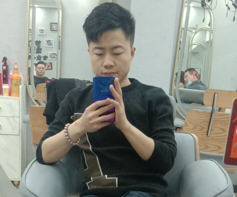 无法自拔的第一张照片--福州相亲服务中心