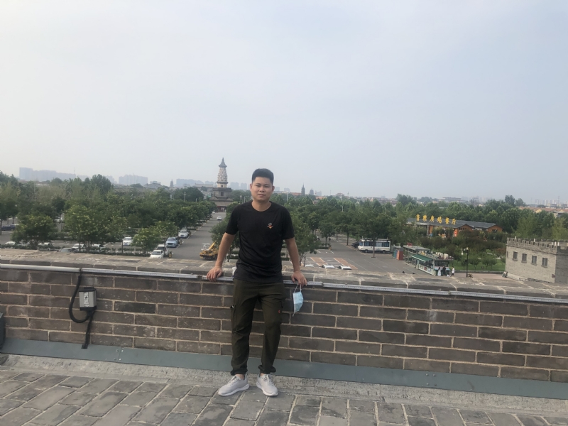 123.向左向右的第一张照片--福州相亲服务中心