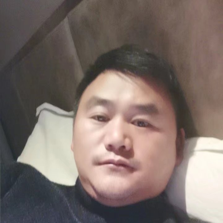 奔跑的第四张照片--福州相亲服务中心