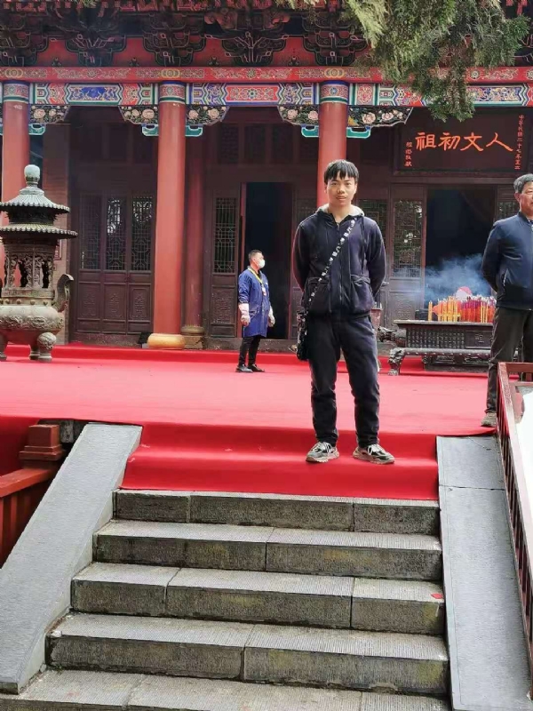 单身的小草的第三张照片--福州相亲服务中心