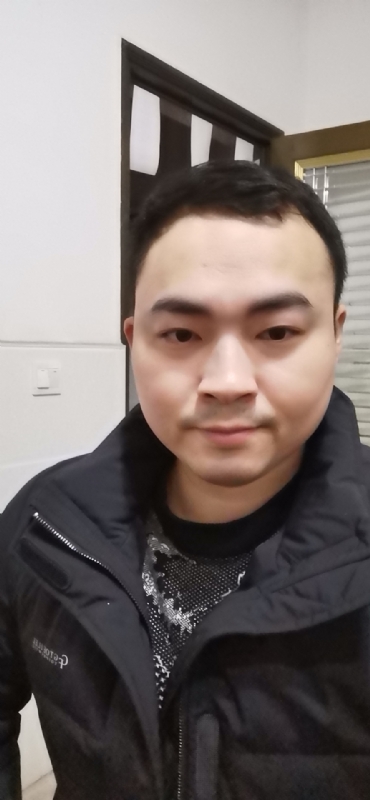 老实人的第一张照片--福州相亲服务中心