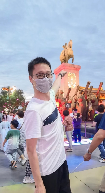 一休哥的第二张照片--福州相亲服务中心