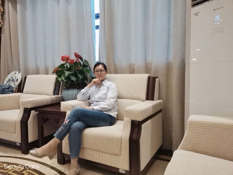 秋水伊人的第一张照片--福州相亲服务中心