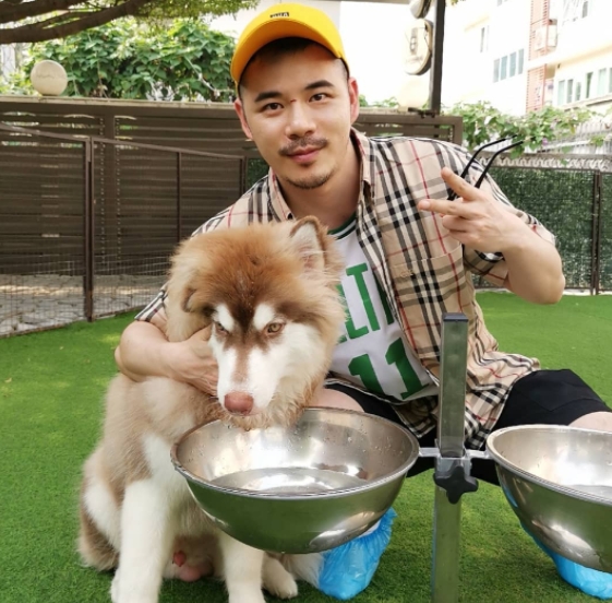 坚持的第一张照片--福州相亲服务中心