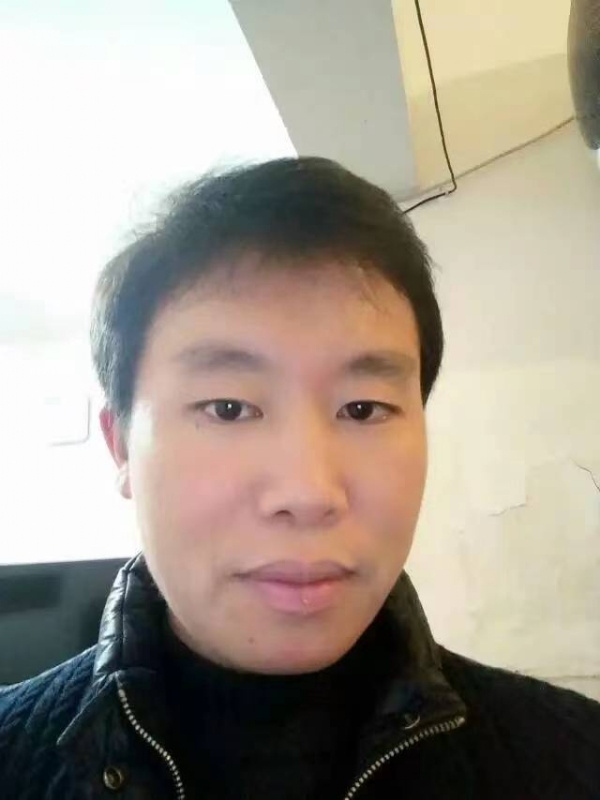 擎天柱的第三张照片--福州相亲服务中心