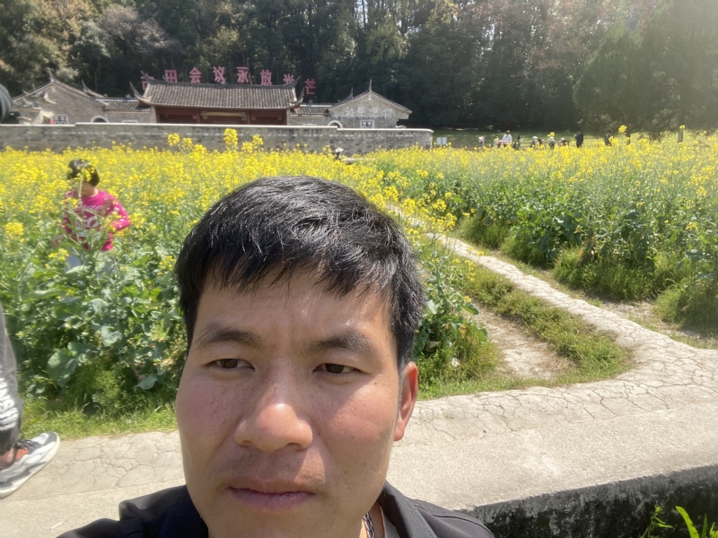 开心的第一张照片--福州相亲服务中心