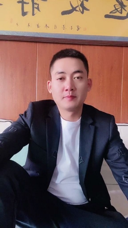 李泽胜的第一张照片--福州相亲服务中心