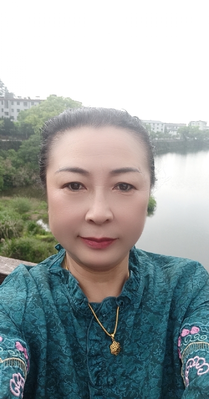 雨中情的第二张照片--福州相亲服务中心