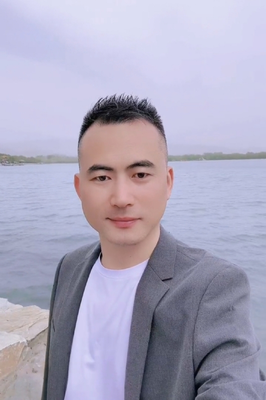 一往情深的第一张照片--福州相亲服务中心