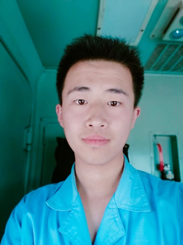 生而为人的第四张照片--福州相亲服务中心