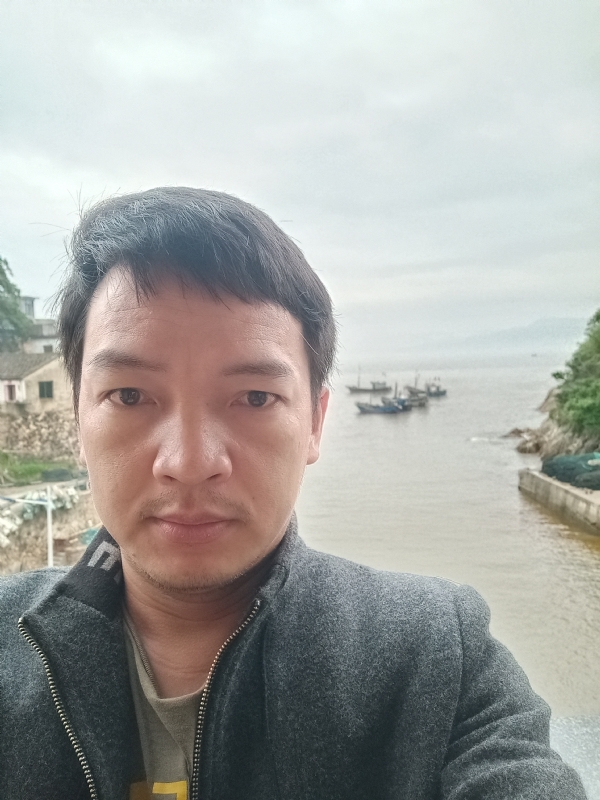 啊亮的第一张照片--福州相亲服务中心