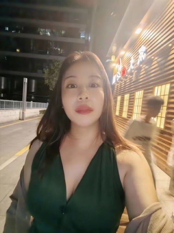 叶子青青的第四张照片--福州相亲服务中心