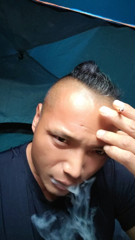 伯爵的第四张照片--福州相亲服务中心