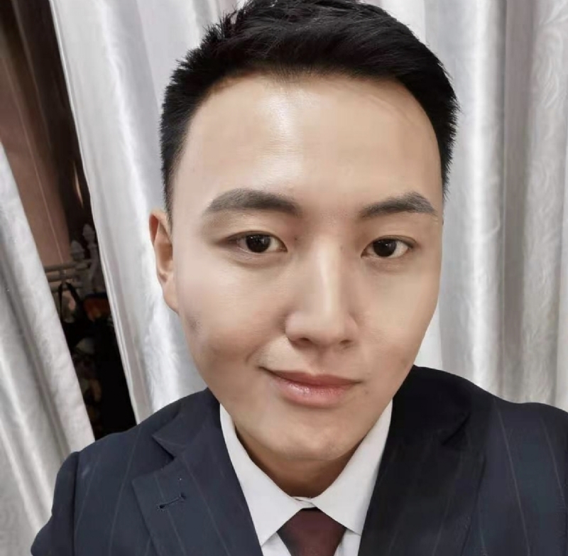 英俊潇洒的第二张照片--福州相亲服务中心
