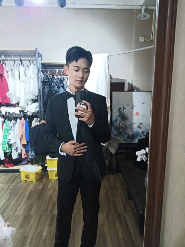 李梓宇的第一张照片--福州相亲服务中心