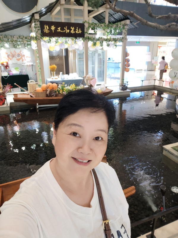 丁姐爱生活的第三张照片--福州相亲服务中心