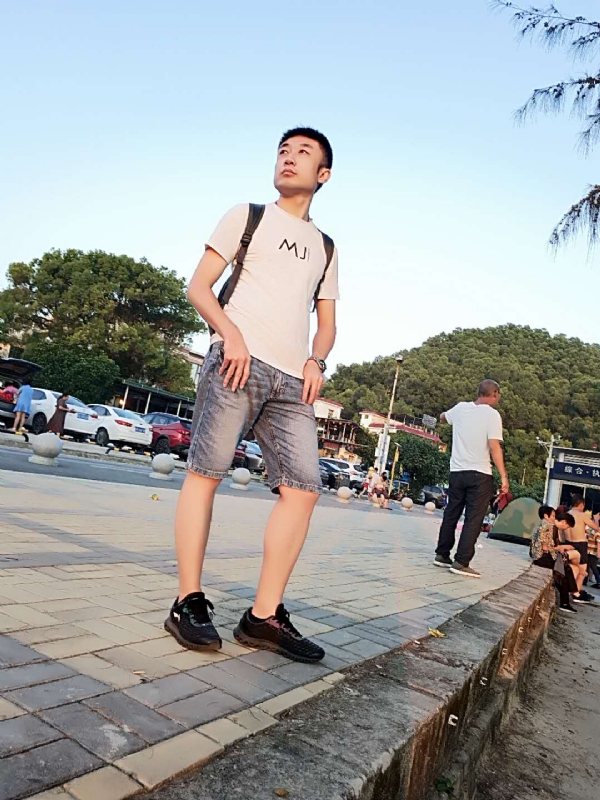 俊皓的第二张照片--福州相亲服务中心