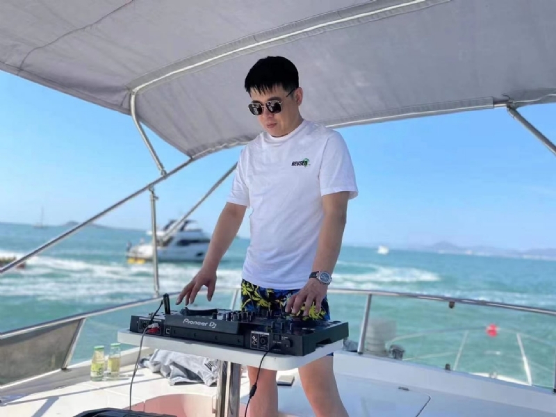 魔盒的第一张照片--福州相亲服务中心