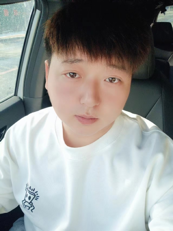 可乐加冰的第一张照片--福州相亲服务中心