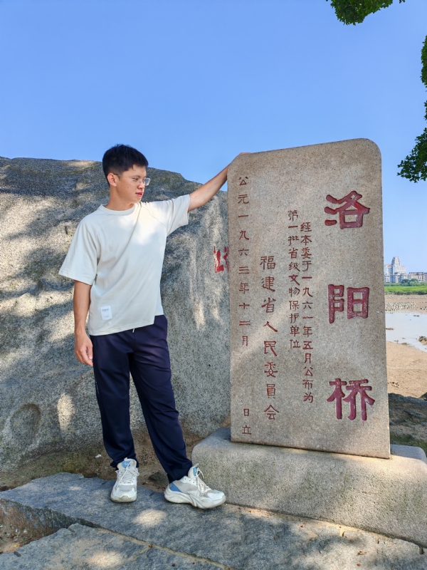 风尘的第二张照片--福州相亲服务中心