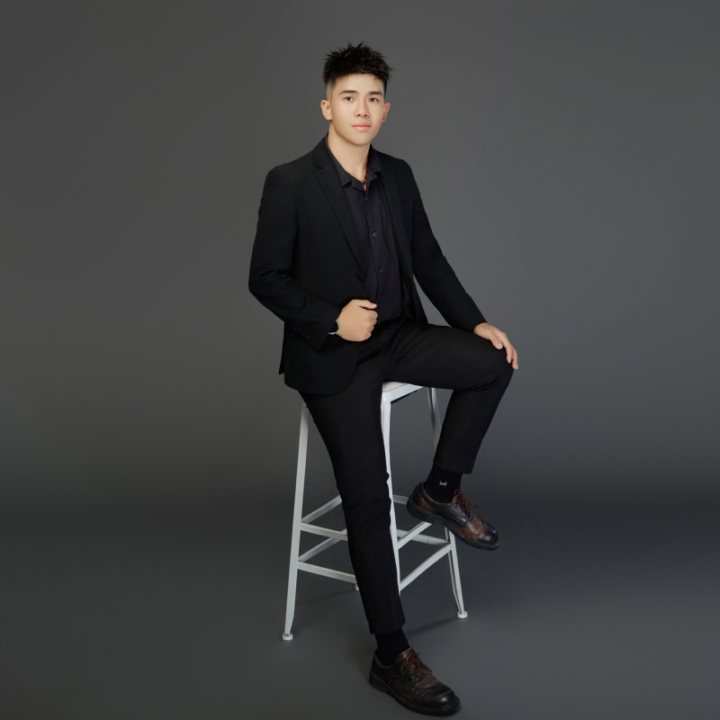 阿龙设计师的第五张照片--福州相亲服务中心