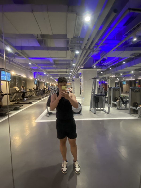 阿龙设计师的第六张照片--福州相亲服务中心