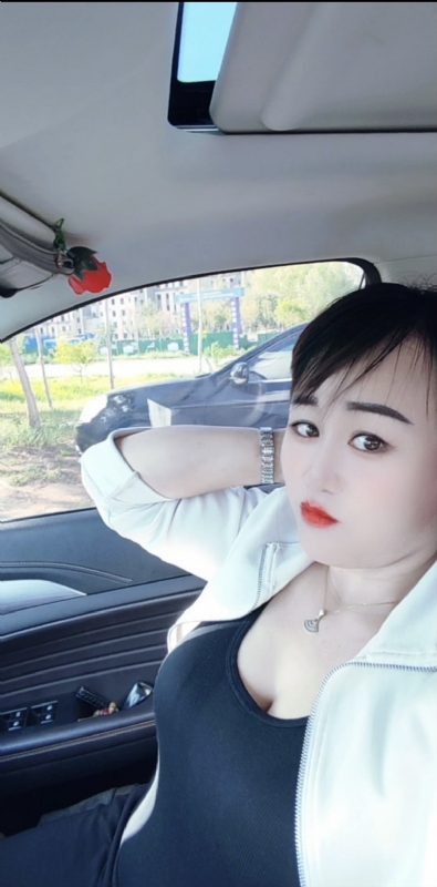 王芳燕的第五张照片--福州相亲服务中心