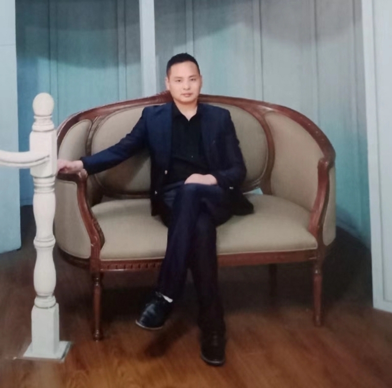 龙行天下的第二张照片--福州相亲服务中心