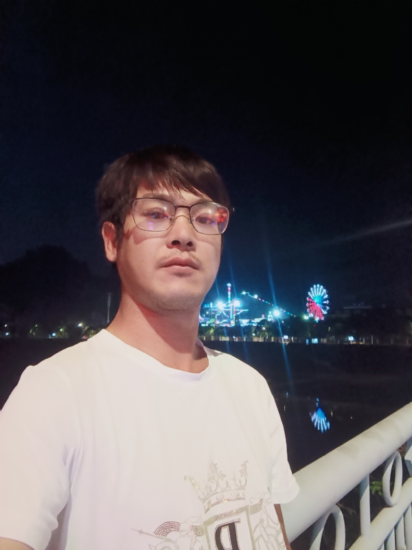 任豐的第一张照片--福州相亲服务中心