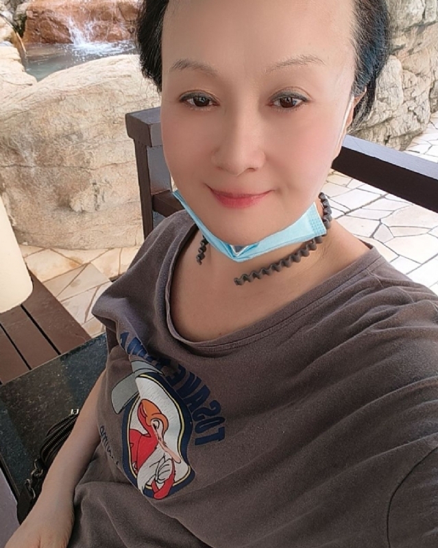 hong的第三张照片--福州相亲服务中心