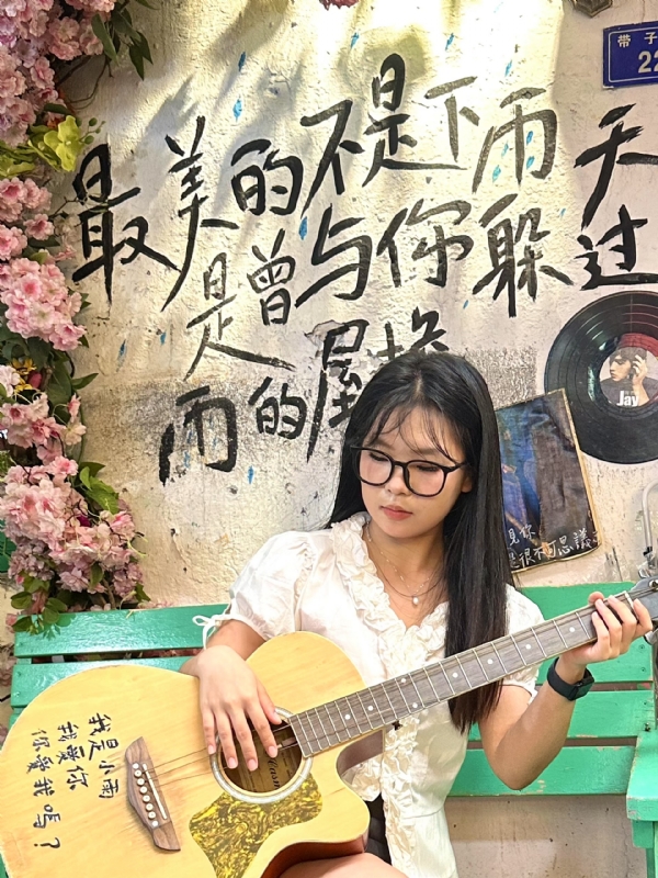 魔仙的第一张照片--福州相亲服务中心