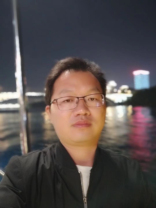 祝你平安的第一张照片--福州相亲服务中心