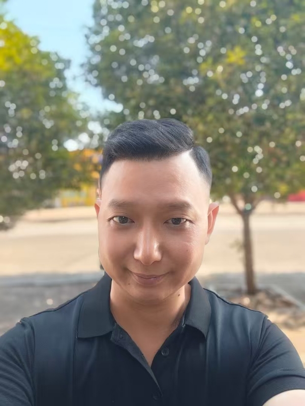 巷子里的猫的第一张照片--福州相亲服务中心