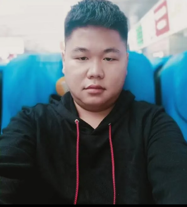 黄斌的第一张照片--福州相亲服务中心