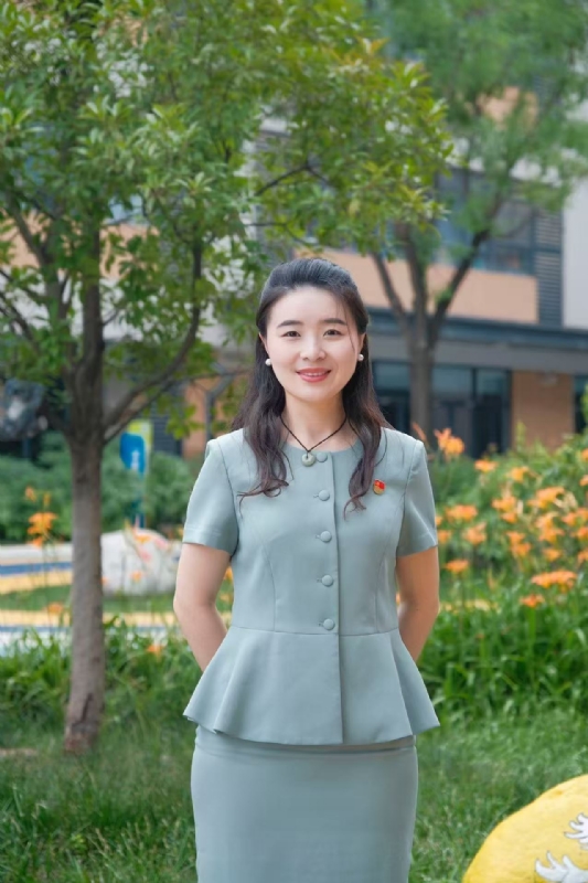 弯弯的第一张照片--福州相亲服务中心