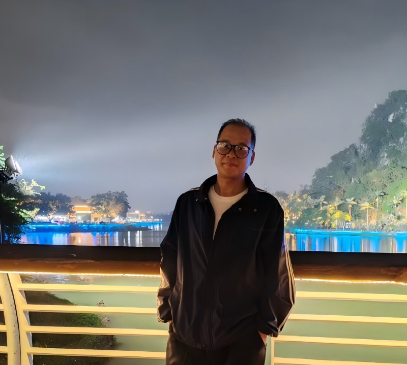 高山流云的第一张照片--福州相亲服务中心