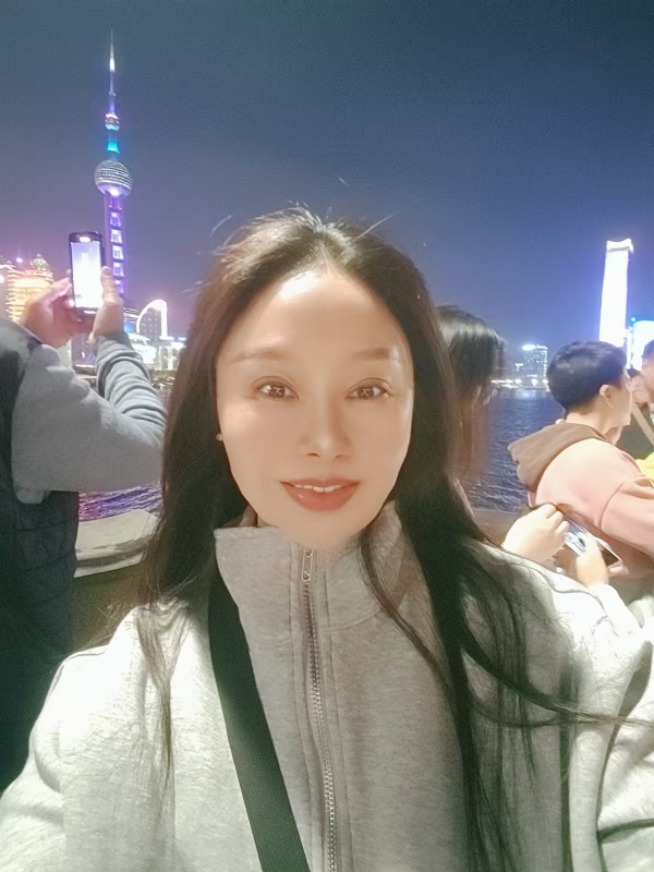 宁倩的第二张照片--福州相亲服务中心